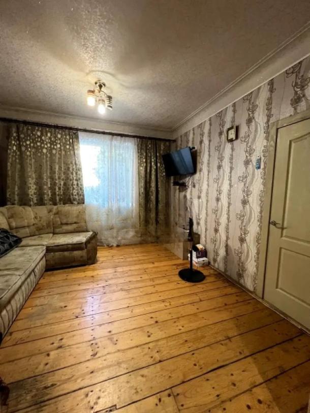 Квартира, 3-кімн., Харьков, Старая Салтовка, Глобинська (Маршала Батицкого)