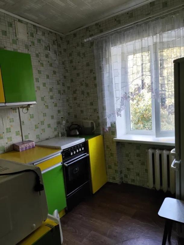 Квартира, 2-кімн., Харьков, ХТЗ, Александровский пр.