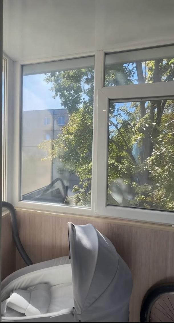 Квартира, 4-кімн., Харьков, 606Ам/р, Непокоренных (Героев Труда)