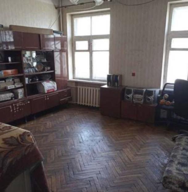 Квартира, 4-кімн., Харьков, ХТЗ, Мира