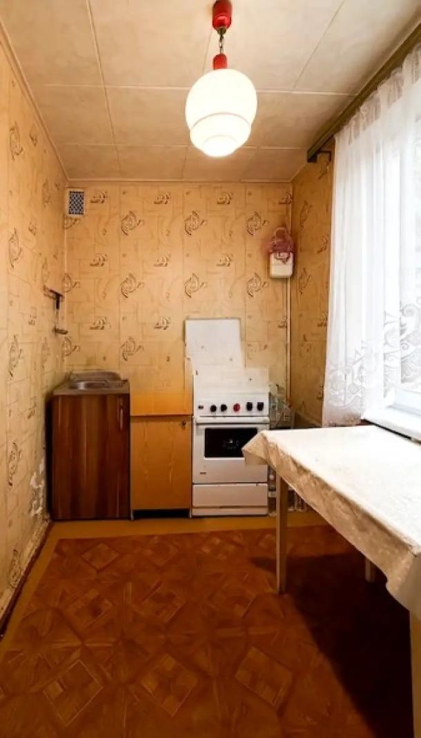 Квартира, 2-кімн., Харьков, 531м/р, Непокоренных (Героев Труда)