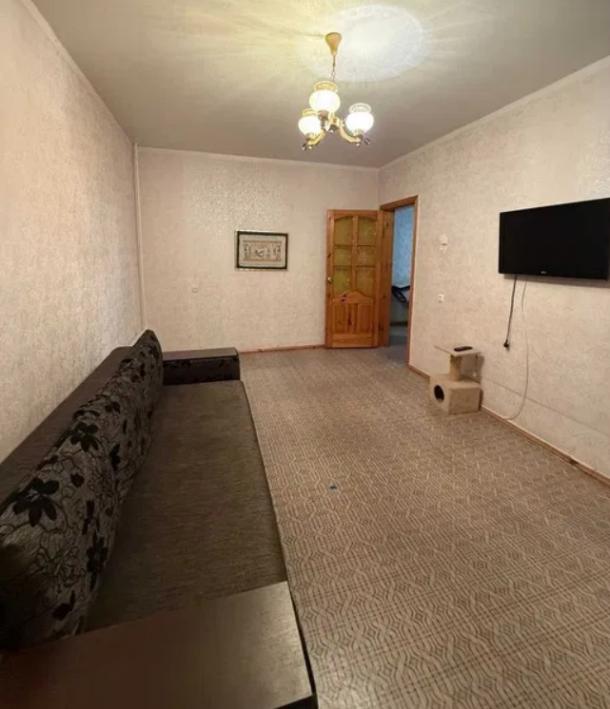 Квартира, 3-кімн., Харьков, 608м/р, Академика Павлова