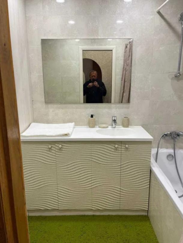 Квартира, 3-кімн., Харьков, Одесская, Аэрокосмический просп. (Гагарина проспект)