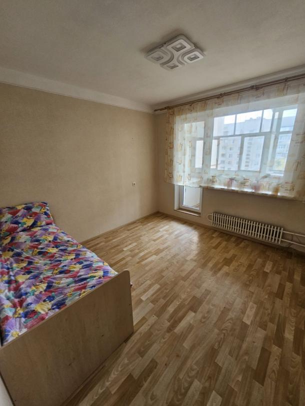Квартира, 3-кімн., Харьков, Алексеевка, Людвига Свободы пр.