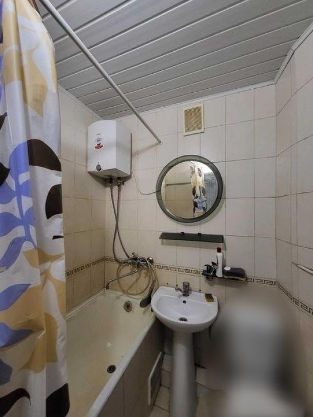 Квартира, 1-кімн., Харьков, 533м/р, Непокоренных (Героев Труда)