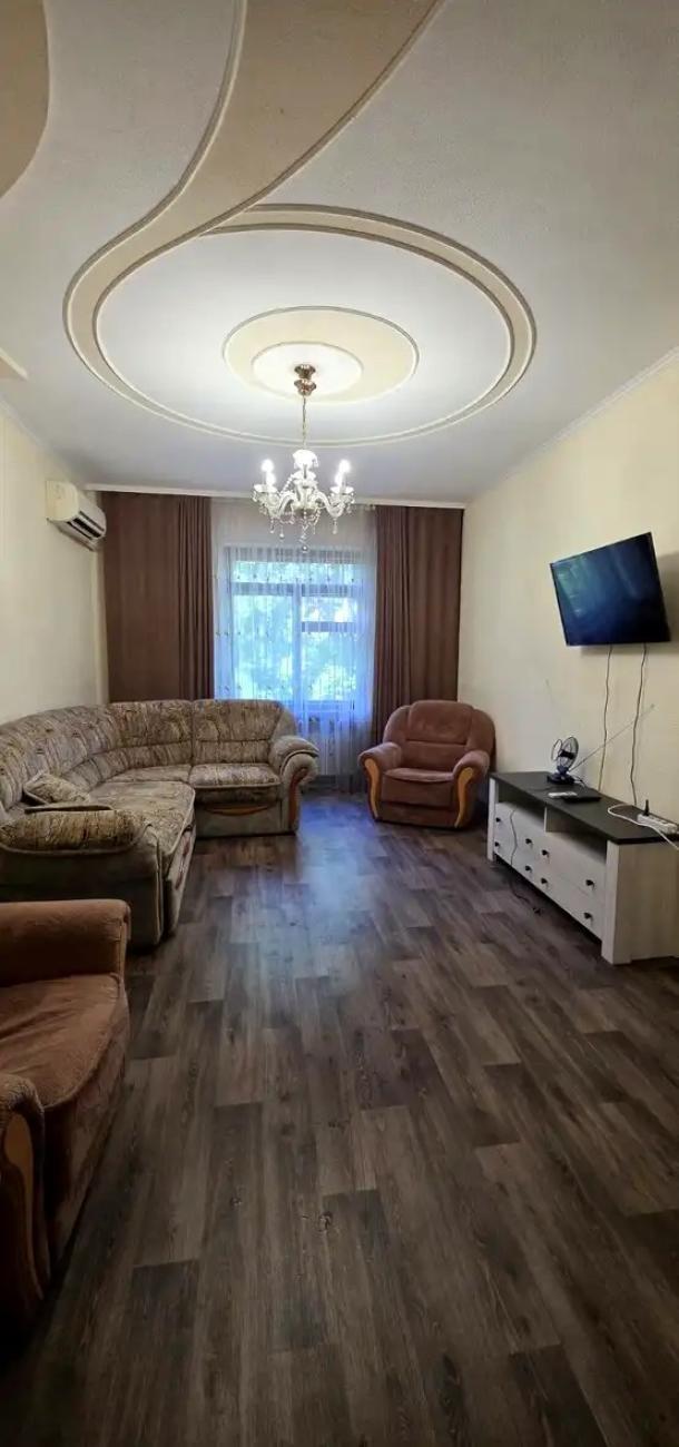 Квартира, 3-кімн., Харьков, Павлово Поле, Науки пр.