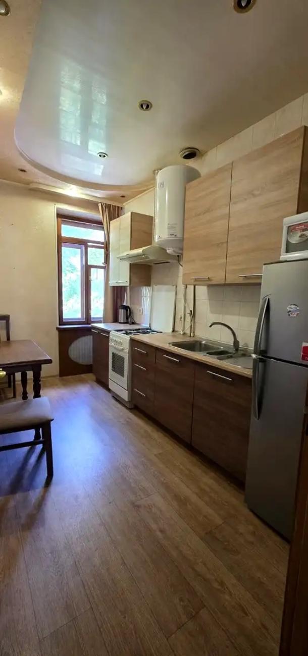 Квартира, 3-кімн., Харьков, Павлово Поле, Науки пр.
