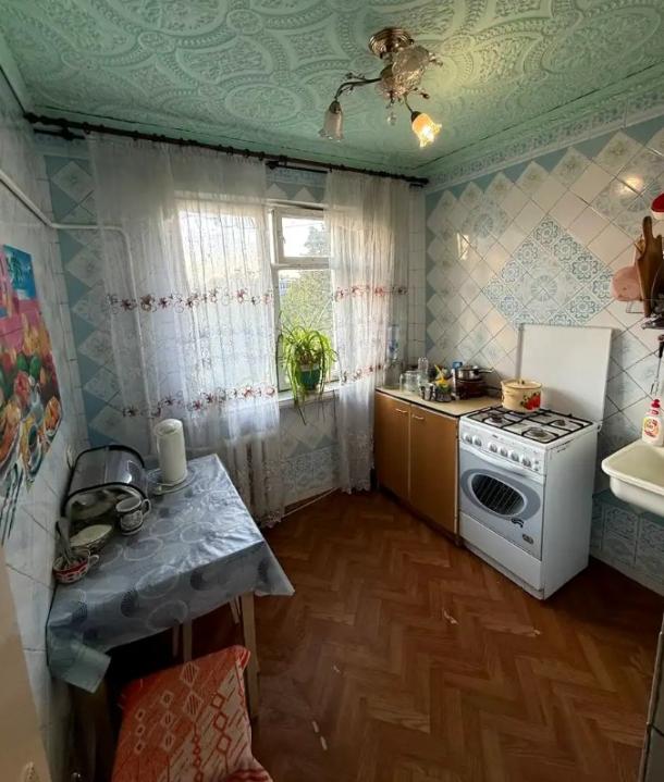 Квартира, 2-кімн., Харьков, ХТЗ, Индустриальный просп. (Фрунзе проспект)