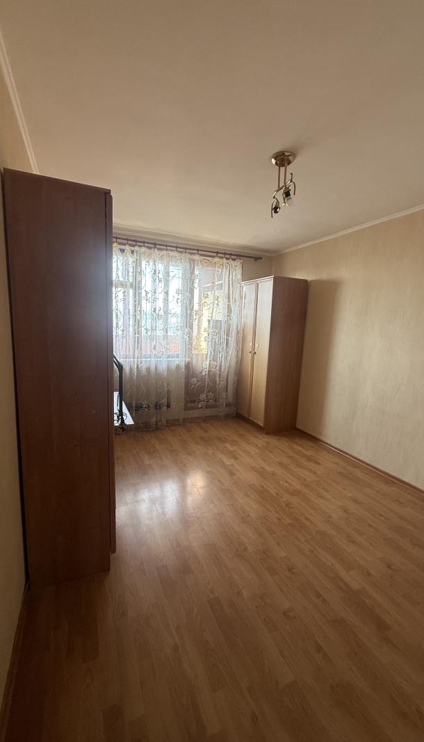 Квартира, 3-кімн., Харьков, Холодная Гора, Ильинская
