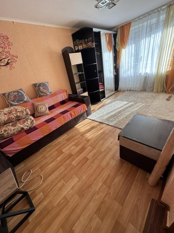 Квартира, 1-кімн., Харьков, 533м/р, Бучмы