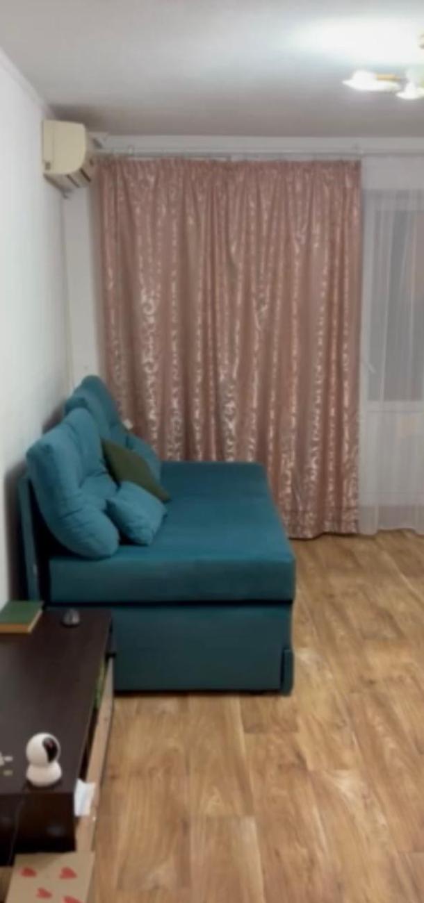 Квартира, 2-кімн., Харьков, Павлово Поле, 23 Августа