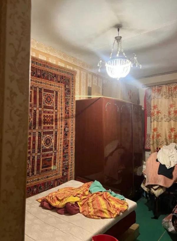 Квартира, 4-кімн., Харьков, 606м/р, Непокоренных (Героев Труда)