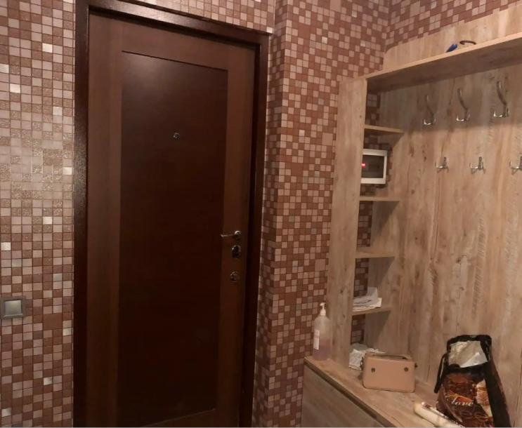 Квартира, 2-кімн., Харьков, 606м/р, Тракторостроителей просп.