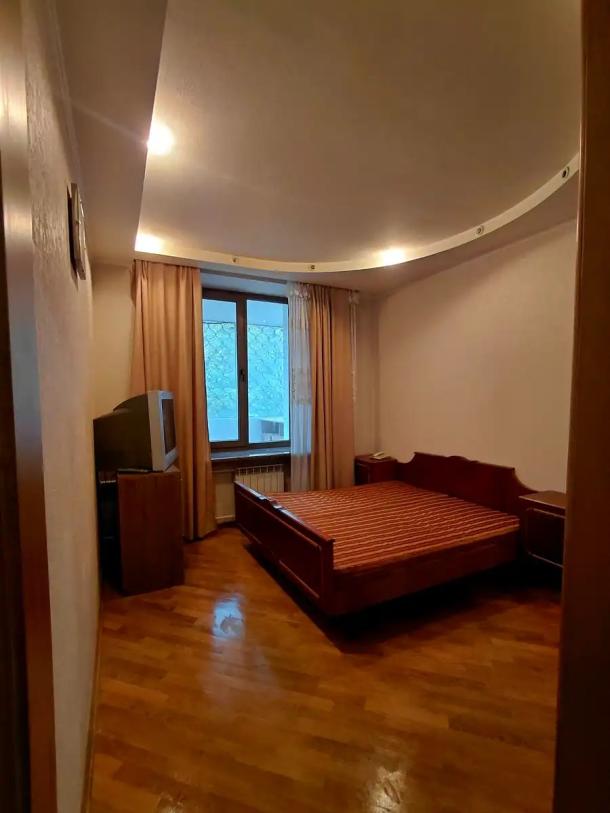 Квартира, 3-кімн., Харьков, Нагорный, Чернышевская