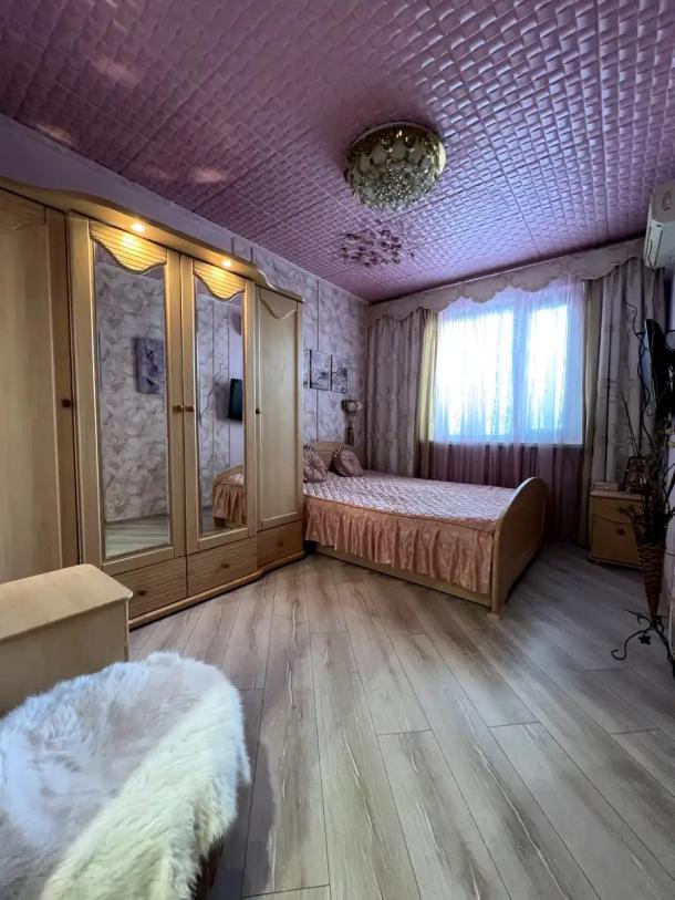 Квартира, 2-кімн., Харьков, 1 Северная Салтовка, Родниковая (Красного милиционера, Кирова)