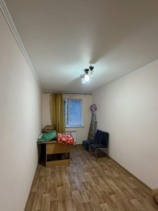 Квартира, 2-кімн., Харьков, 607м/р, Тракторостроителей просп.