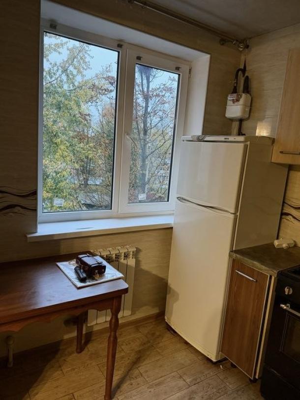 Квартира, 2-кімн., Харьков, 607м/р, Тракторостроителей просп.