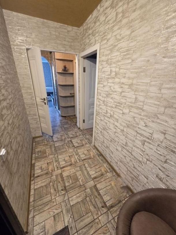 Квартира, 2-кімн., Харьков, 533м/р, Непокоренных (Героев Труда)