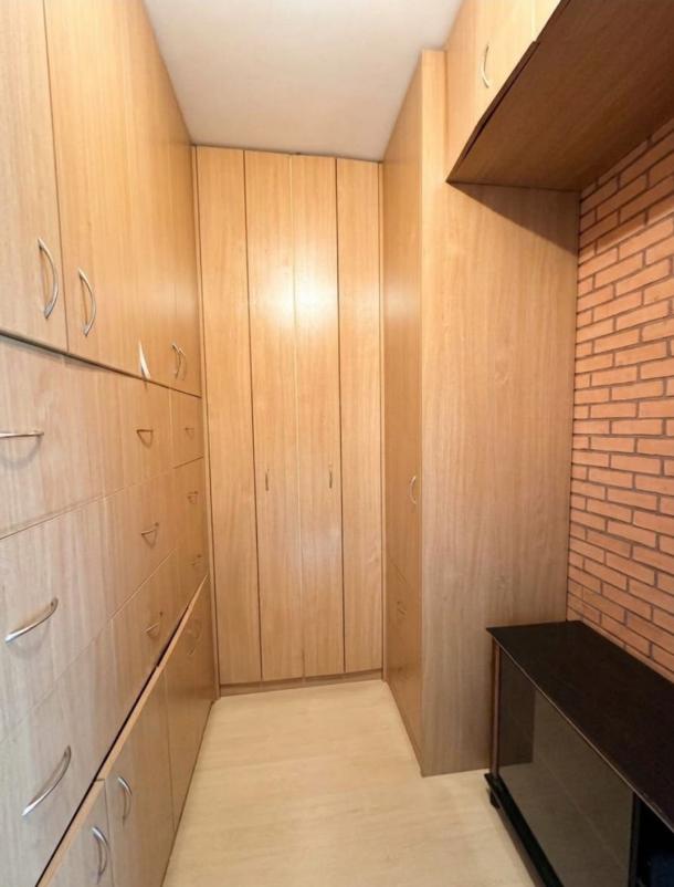 Квартира, 2-кімн., Харьков, 606м/р, Тракторостроителей просп.