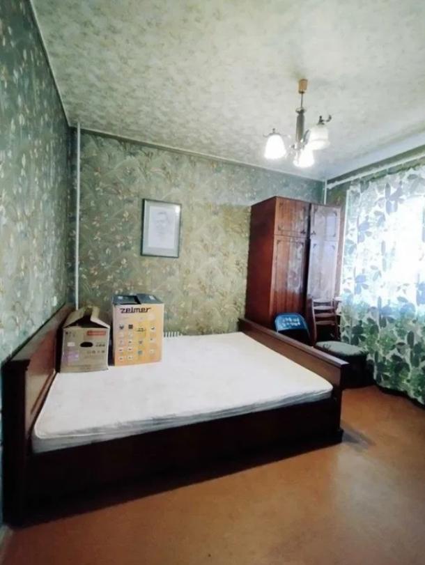 Квартира, 3-кімн., Харьков, Алексеевка, Победы пр.