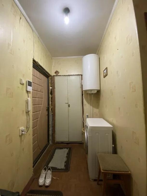 Квартира, 4-кімн., Харьков, 533м/р, Непокоренных (Героев Труда)