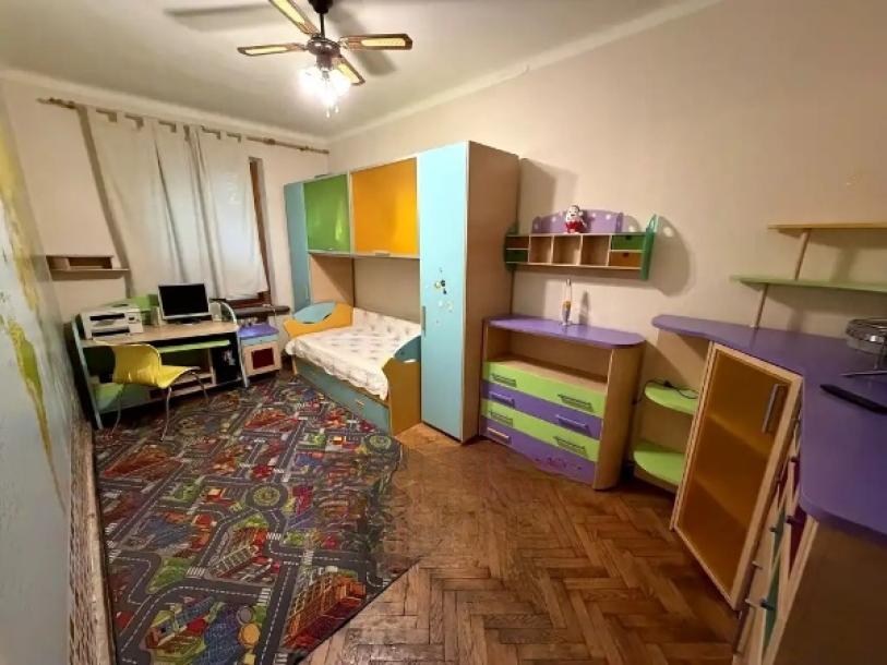 Квартира, 3-кімн., Харьков, Центр, Дарвина