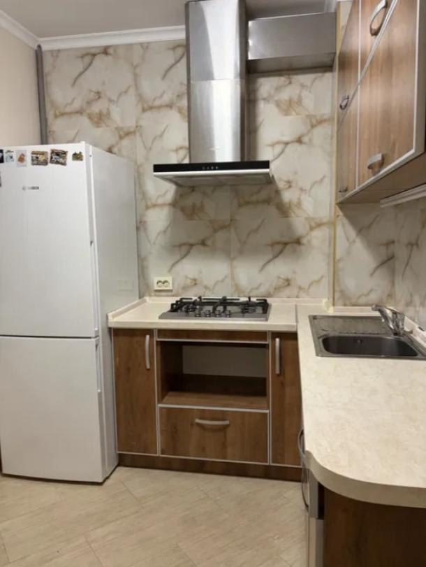 Квартира, 1-кімн., Харьков, 522м/р, Валентиновская