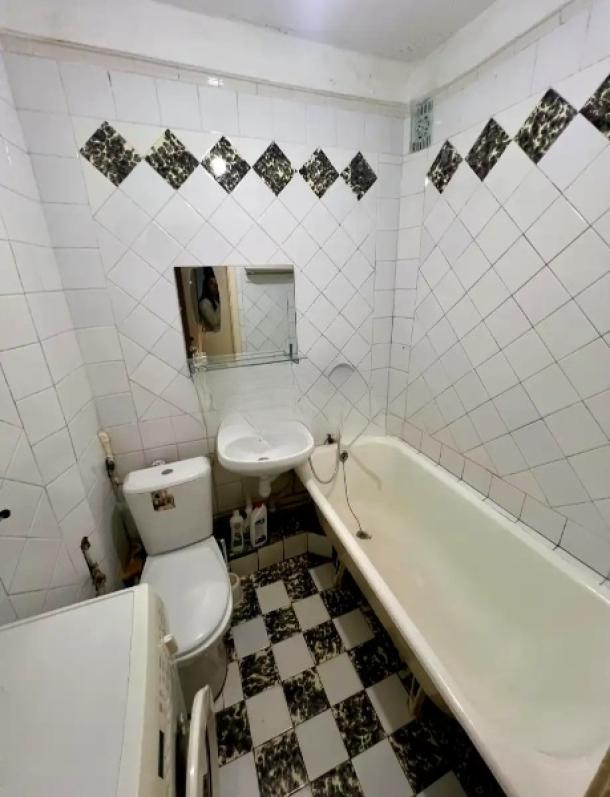 Квартира, 1-кімн., Харьков, 607м/р, Тракторостроителей просп.