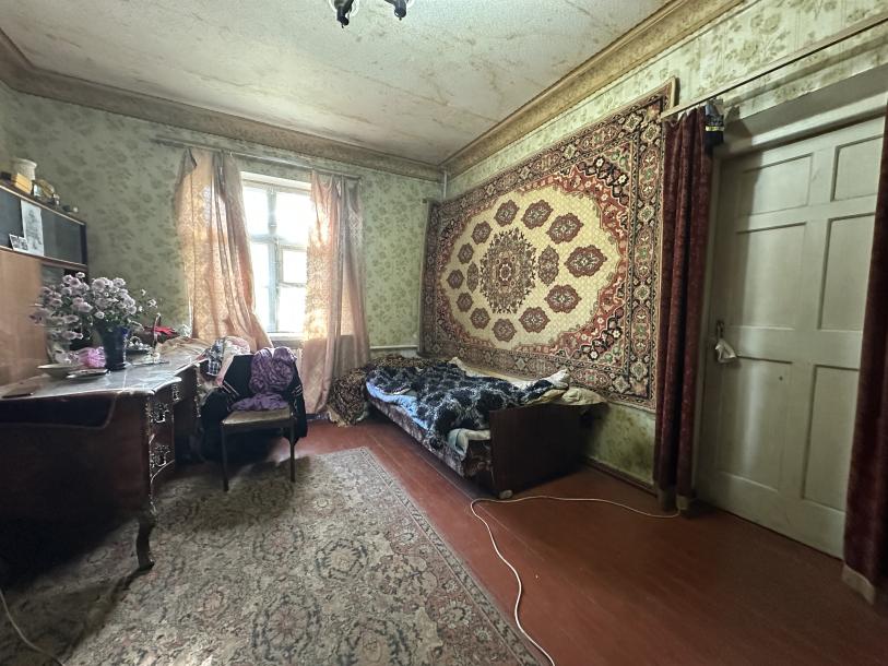 Квартира, 2-кімн., Эсхар, Чугуевский район, Центральная