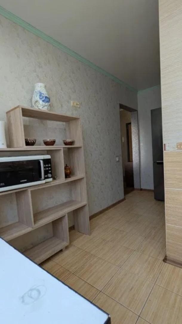 Квартира, 2-кімн., Харьков, Алексеевка, Ахсарова
