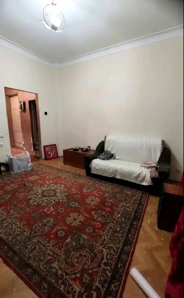 Квартира, 3-кімн., Харьков, Аэропорт, Аэрокосмический просп. (Гагарина проспект)