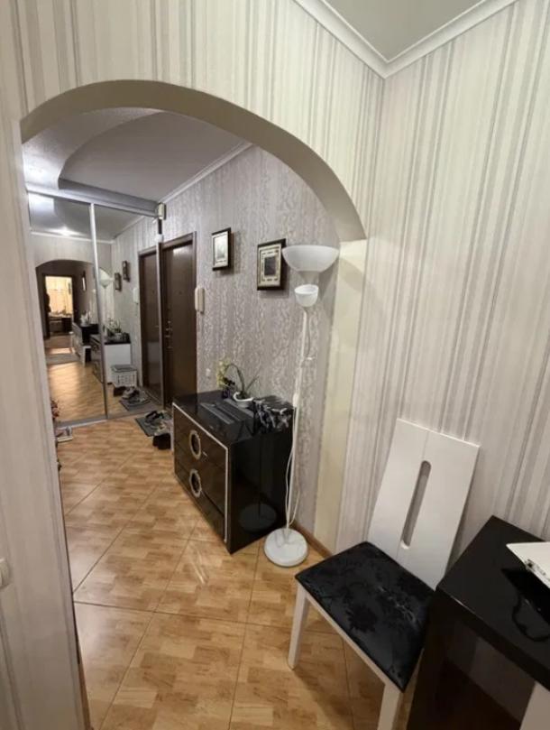 Квартира, 3-кімн., Харьков, 608м/р, Академика Павлова