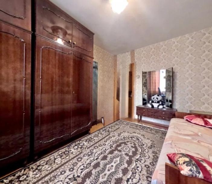 Квартира, 3-кімн., Харьков, 524м/р, Академика Павлова