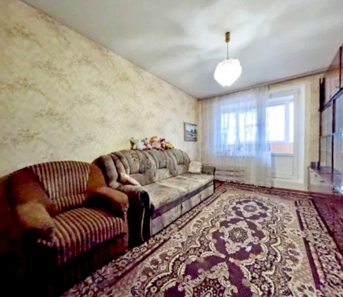 Квартира, 3-кімн., Харьков, 524м/р, Академика Павлова