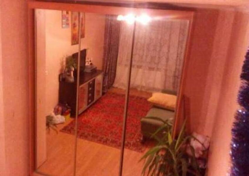 Квартира, 3-кімн., Харьков, Холодная Гора, Полтавский Шлях