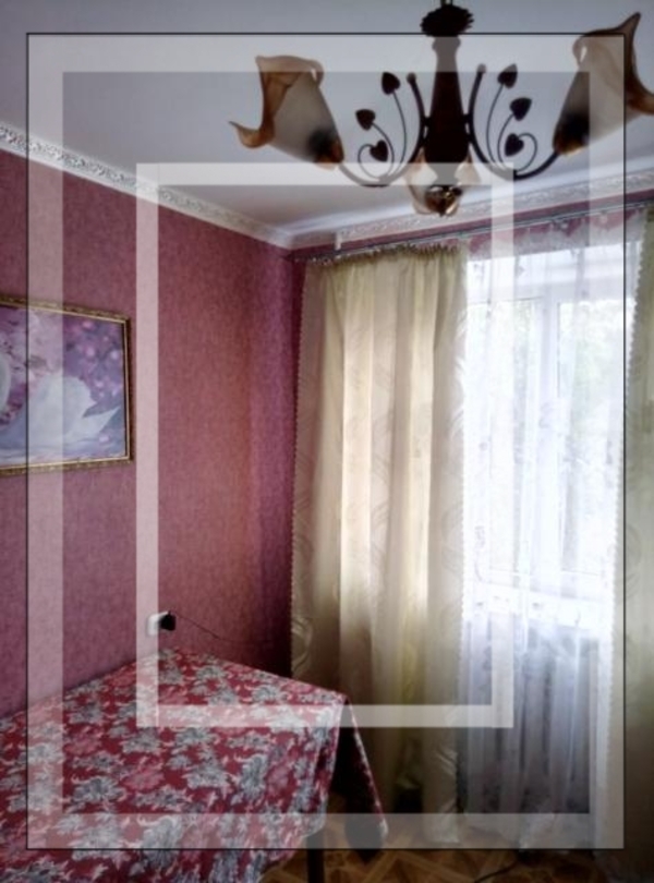 Квартира, 3-кімн., Чкаловское, Чугуевский район, Свободы