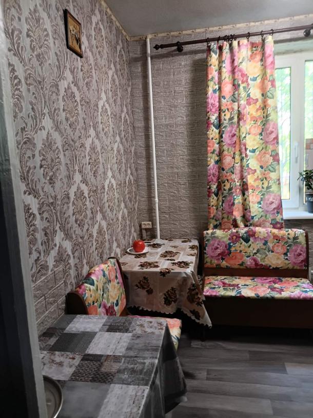 Квартира, 1-кімн., Харьков, 5 Северная Салтовка, Гвардейцев Широнинцев