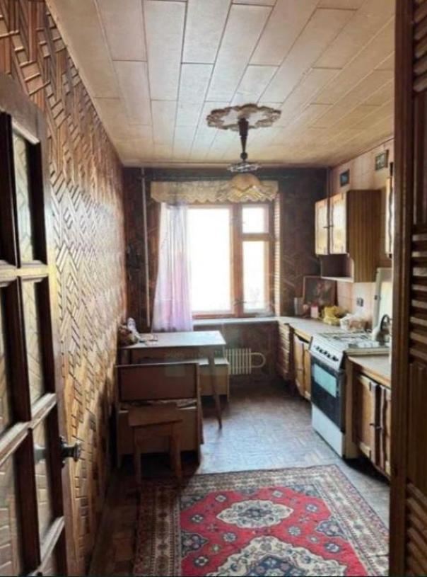 Квартира, 3-кімн., Харьков, Павлово Поле, Клочковская
