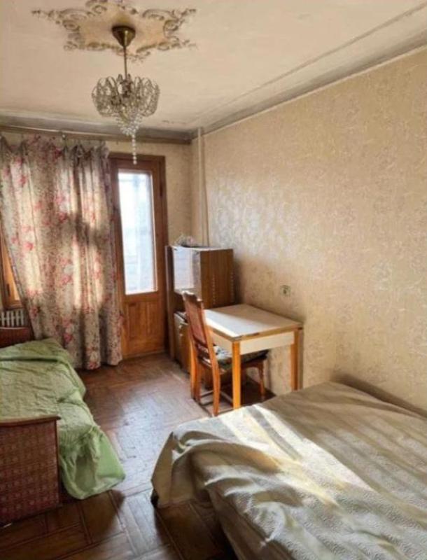 Квартира, 3-кімн., Харьков, Павлово Поле, Клочковская