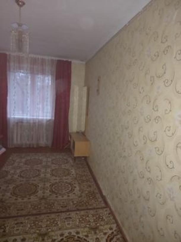 Квартира, 2-кімн., Чугуев, Чугуевский район