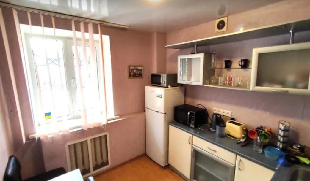 Квартира, 2-кімн., Харьков, Центр, Героев Харькова пр-т