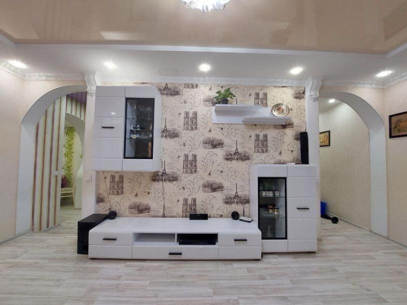 Квартира, 2-кімн., Харьков, 606м/р, Светлая