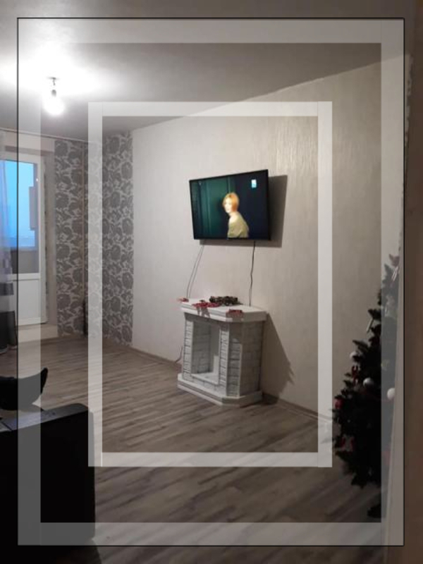 Квартира, 3-кімн., Змиев, Змиевской район, Пролетарское шоссе
