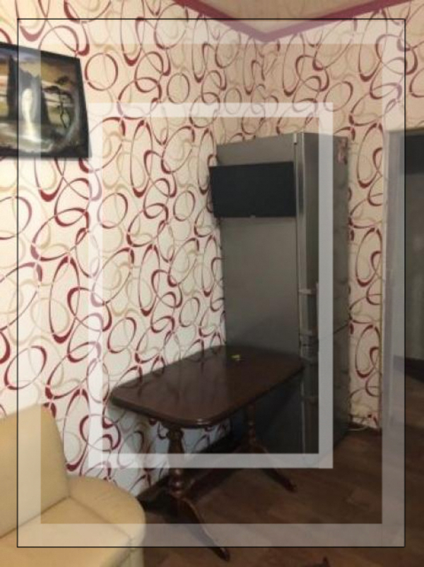 Квартира, 3-кімн., Харьков, ХТЗ, Косарева (Соколова)