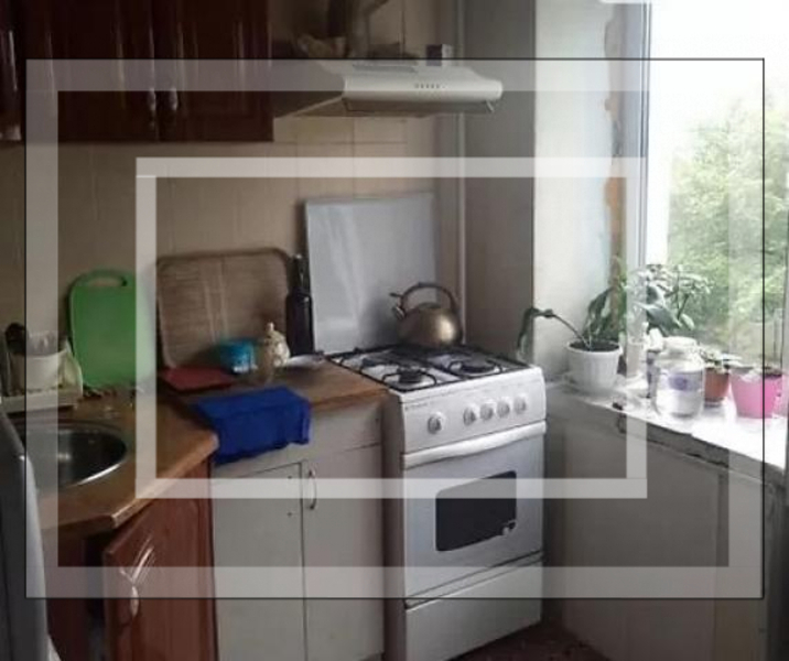 Квартира, 2-кімн., Чугуев, Чугуевский район, Карбышева