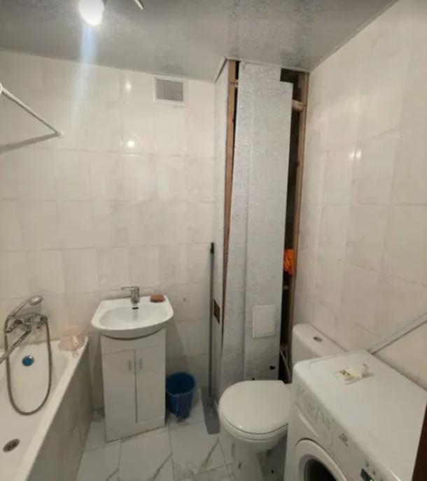 Квартира, 1-кімн., Харьков, Алексеевка, Победы пр.