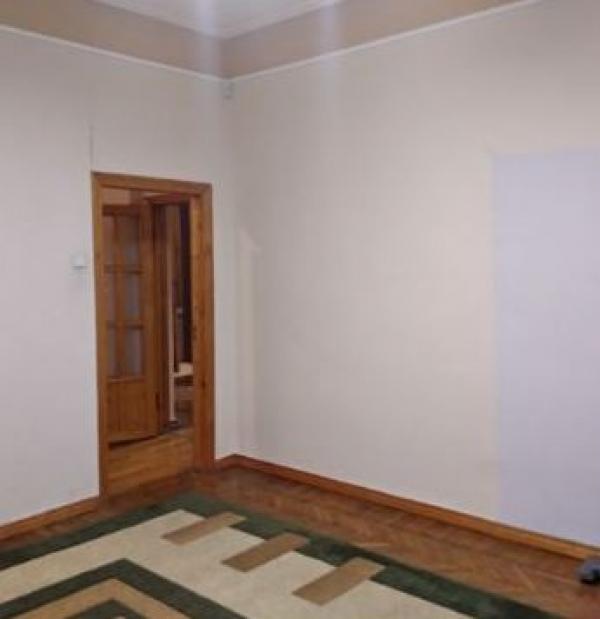 Квартира, 3-кімн., Харьков, Нагорный, Сумская