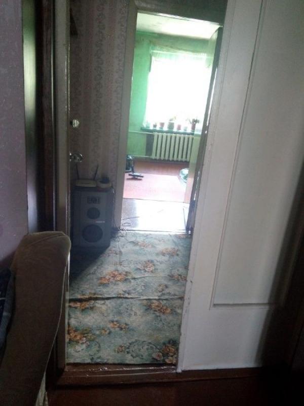 Квартира, 3-кімн., Мерефа, Харьковский район, Пчелостанция