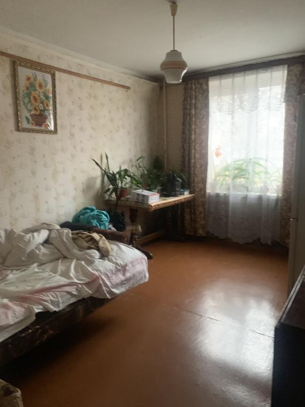 Квартира, 3-кімн., Змиев, Чугуевский район, Пролетарское шоссе