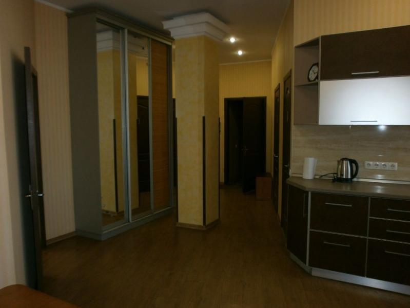 Квартира, 3-кімн., Харьков, Холодная Гора, Полтавский Шлях